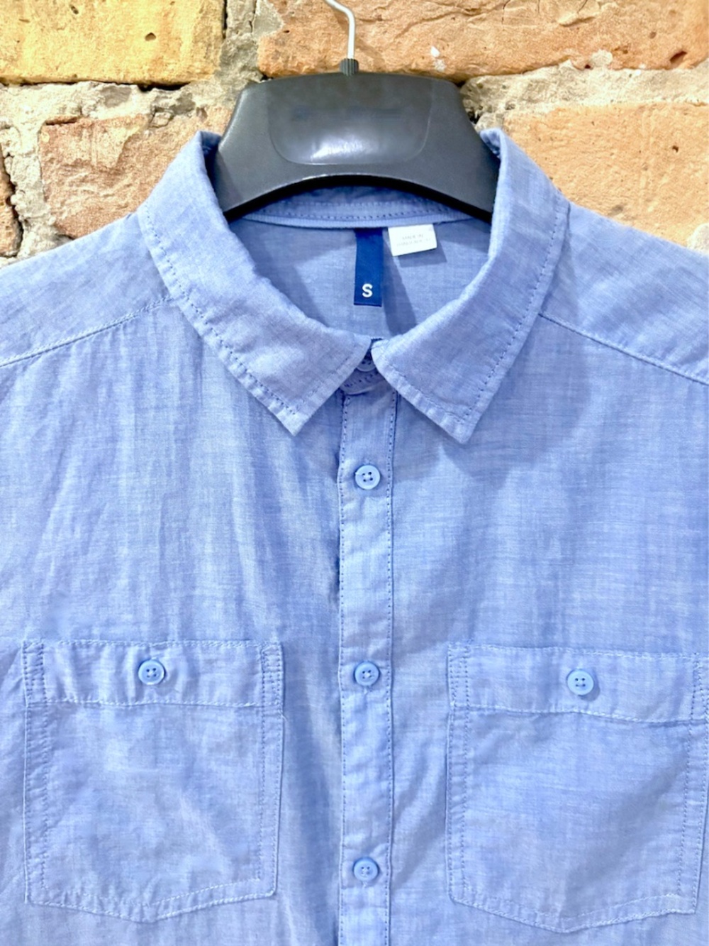 H&M 3 Shirts: Gray Polo, Black Sleeveless T-Shirt, Blue Short Sleeve Button-Up - Picture 14 of 16